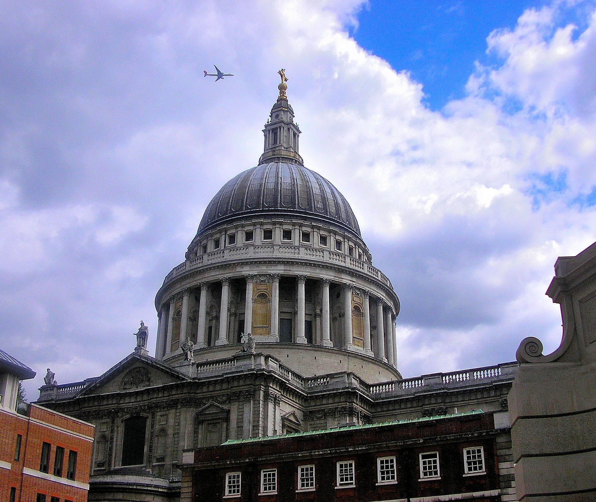 St Peter's, Greater London St Peter's, Greater London