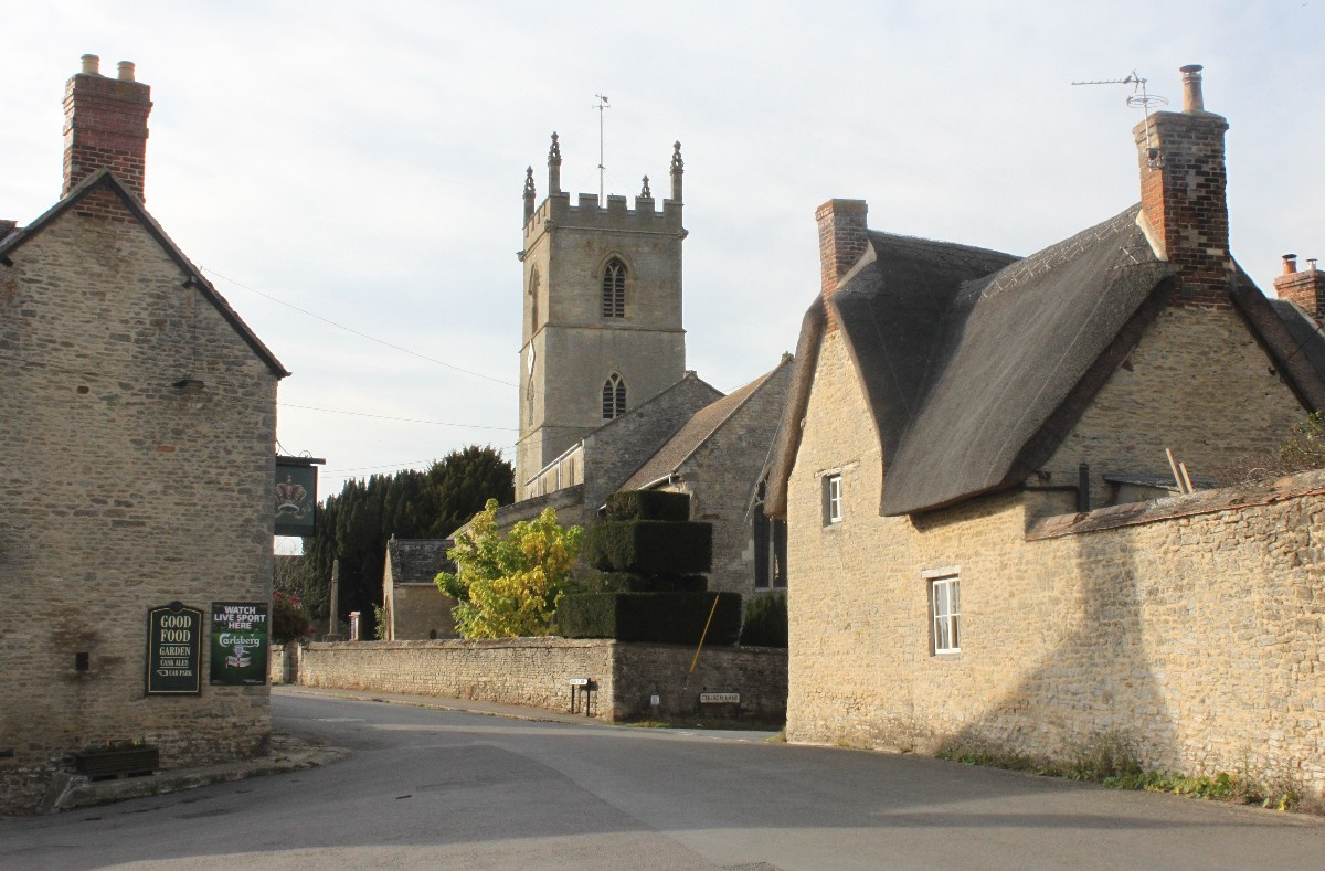 Charlton-on-Otmoor, Oxfordshire Charlton-on-Otmoor, Oxfordshire